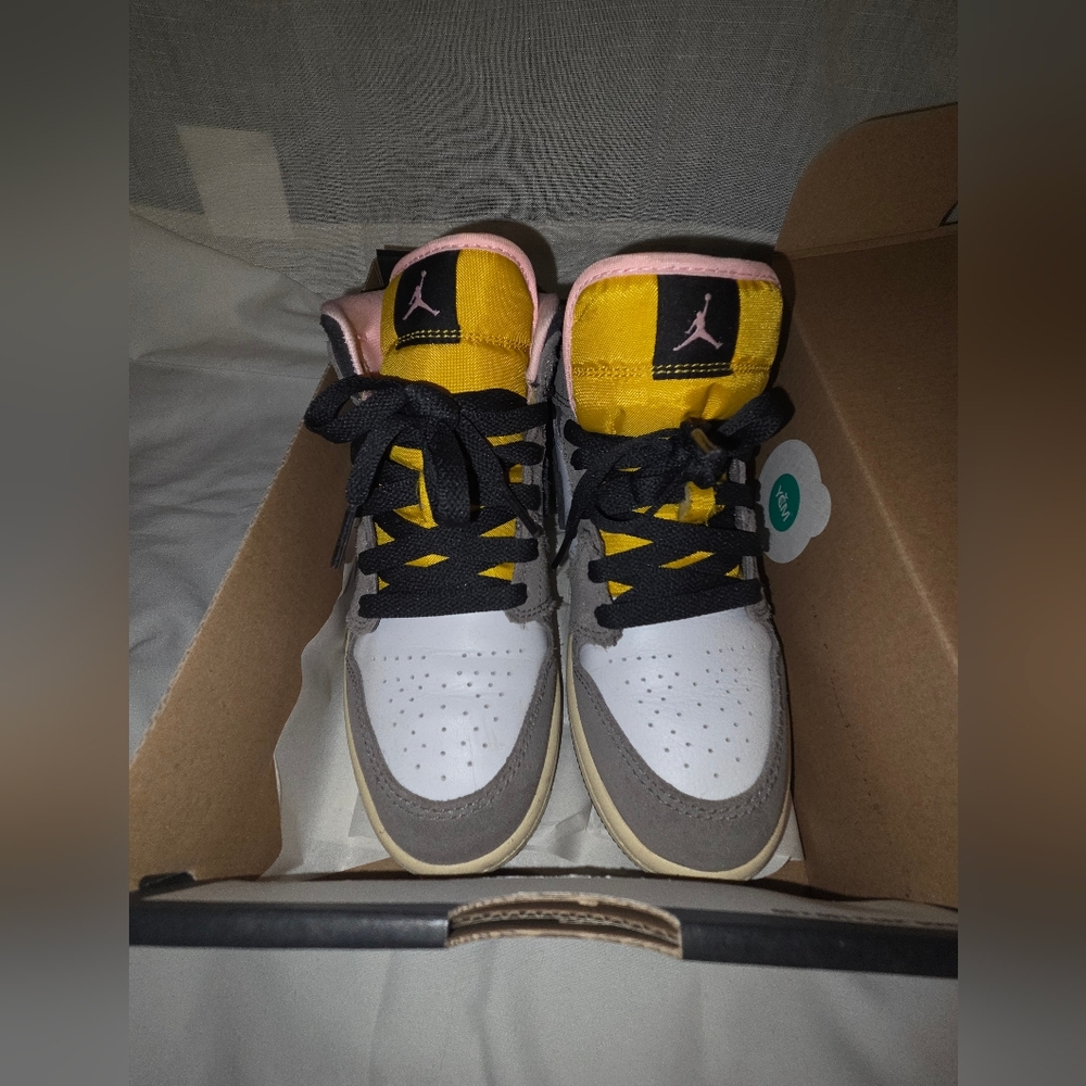 JORDAN 1 MID SE (PS) Kids' 1.5Y WHITE/OIL GREY-CAVE STONE